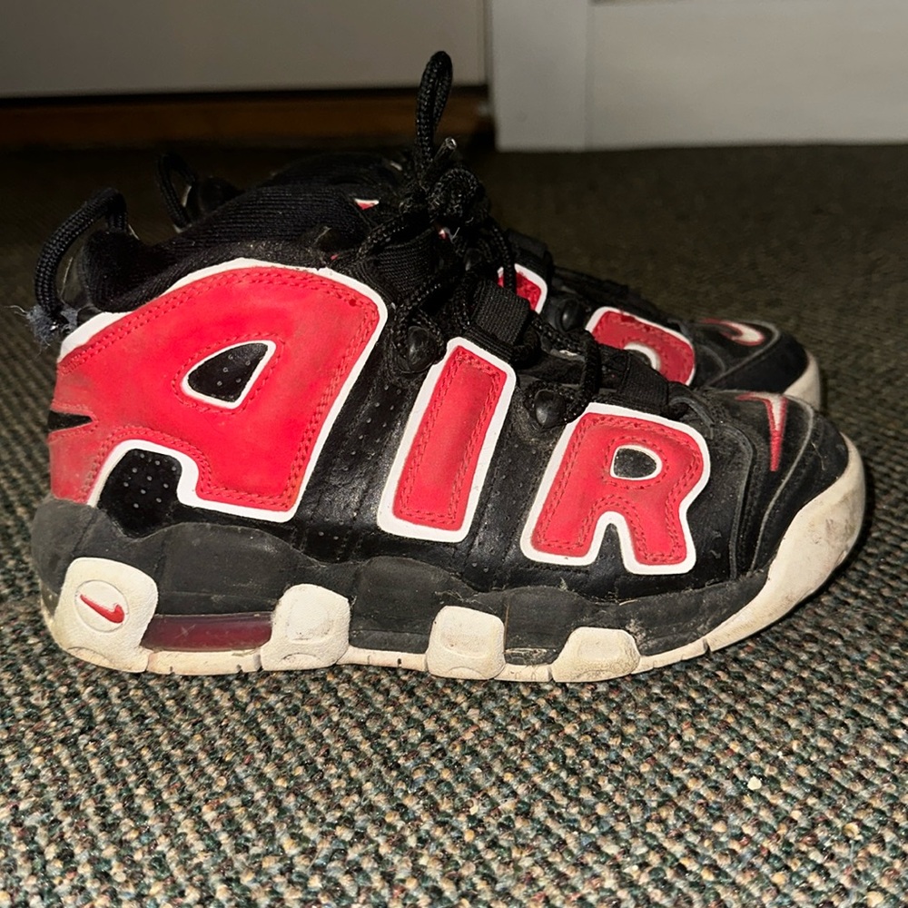Nike AIR MORE Uptempo Black Red